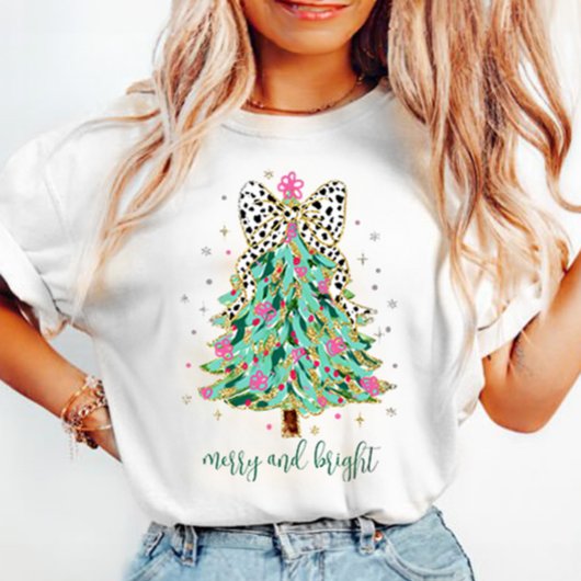 Coquette kerstboom roze vrolijk en helder t-shirt