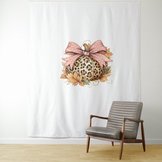 Coquette Leopard Pompoen met Roze Bow – Glam Herfs Wandkleed (In situ)