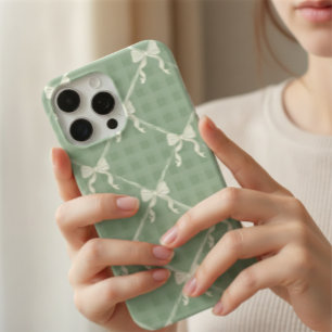 Coquette Strikjes Gingham Patroon Crème Saliegroe iPhone 15 Pro Max Hoesje