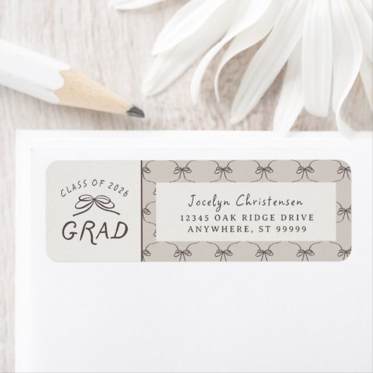 Coquette Whimsical Bows Class of 2026 Graduation Etiket (Insitu)