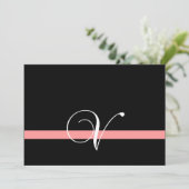 Coral Black White Monogram V Weddenschap Kaart (Staand voorkant)
