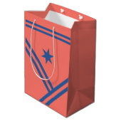 Coral Blue Diagonal Stripes Star Modern Graphic Medium Cadeauzakje (Achterkant Gekanteld)