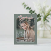 Coral Blush Red Sage Green Afstuderen Aankondiging Briefkaart (Staand voorkant)