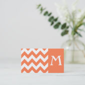 Coral Bold Chevron Monogram Visitekaartje (Staand voorkant)