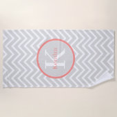 Coral Chevron Monogram Beach Towel Strandlaken (Voorkant)
