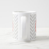 Coral Chevron Monogram Grote Koffiekop (Achterkant)