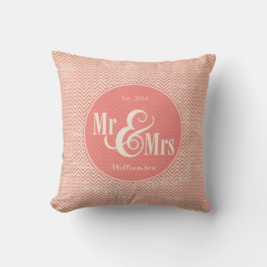 Coral Chevron "Mr & Mrs." pillow, gepersonaliseerd Kussen (Voorkant)