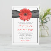 Coral Gerbera Daisy Gray Ribbon Invitation Kaart (Staand voorkant)
