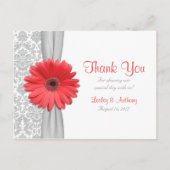 Coral Gerbera Daisy Grey Damask Bruiloft Dank u Briefkaart (Voorkant)