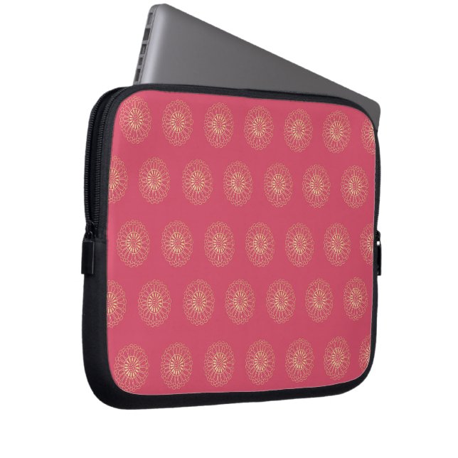Coral | Golden Zinnia Flower Medallions Laptop Sleeve (Voorkant Rechts)
