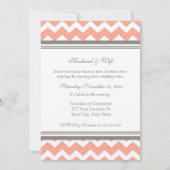 Coral Gray Chevron Wedding Vow Renewal Uitnodiging (Achterkant)