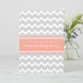 Coral Grey Chevron Custom Baby Shower Invitaties Kaart (Staand voorkant)