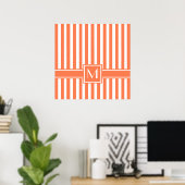 Coral Modern Stripe met Monogram Poster (Thuiskantoor)
