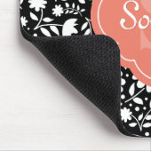 Coral Monogram Quatrefoil Black Floral Pattern Muismat (Hoek)