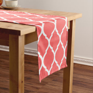 Coral Moroccan Quatrefoil Korte Tafelloper