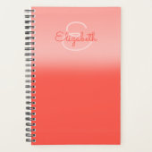 Coral Ombre Aangepaste Naam Initiaal Letter Monogr Planner (Voorkant)