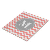 Coral Pink Chevron Zigzag Gray Monogram Tegeltje (Zijkant)