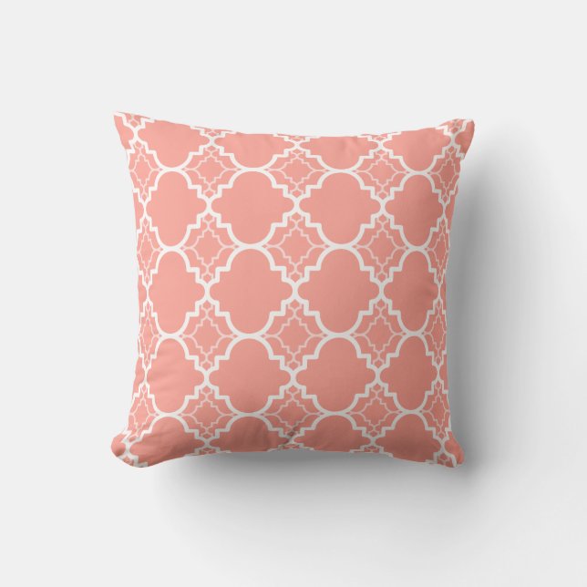 Coral Pink Quatrefoil Geometric Patroon Kussen (Voorkant)