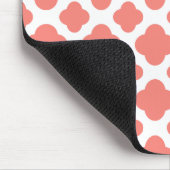 Coral Pink Quatrefoil Patroon Muismat (Hoek)