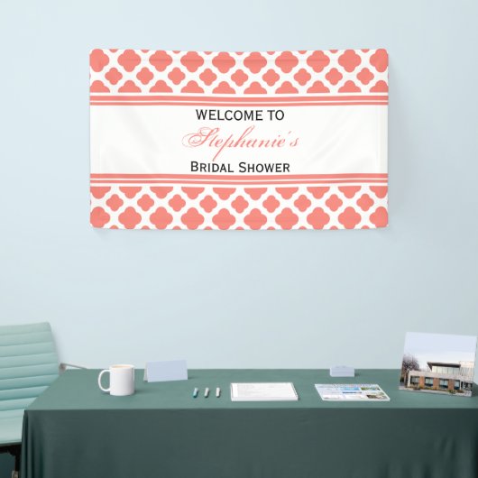 Coral Pink Quatrefoil Pattern Vrijgezellenfeest Spandoek (Beurs)