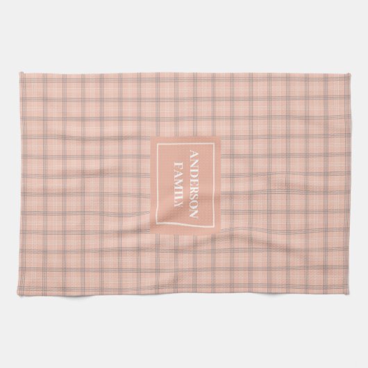 Coral Plaid Dish Towel Custom Name Chic Accent Theedoek (Horizontaal)