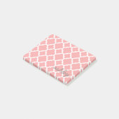 Coral Quatrefoil Pattern met persoonlijke naam Post-it® Notes (Schuin)