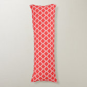 Coral Red White Moroccan Quatrefoil Pattern #5 Lichaamskussen (Voorkant Verticaal)