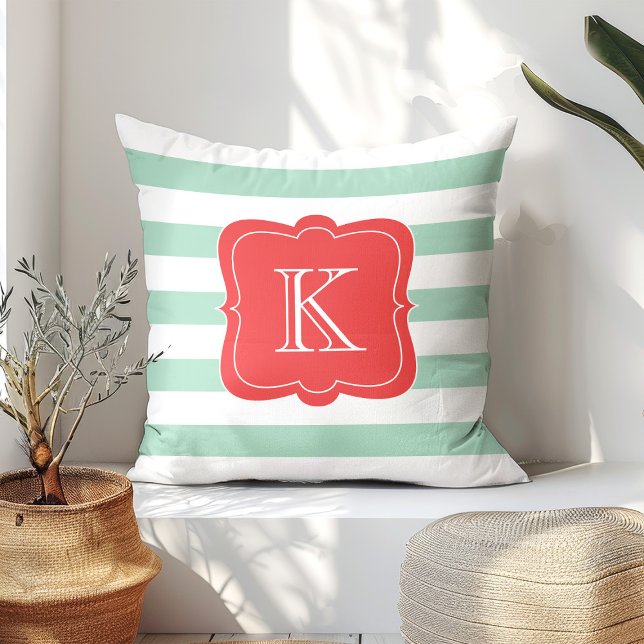 Coral & Seafoam Custom Monogrammed | Sierkussens Kussen (Creator heeft geüpload)