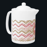 Coral Spice Scribble ZigZag Chevron Pattern Theepot<br><div class="desc">We vieren de nieuwe kleurtrends van 2013 in dit leuke krabbel chevron zigzagpatroon - met kleuren uit het nieuwe KLEURENPALET 2013 - Deze kleur is geïnspireerd op culinaire inspiraties, waarbij pittige kleuren worden gecombineerd met frissere tinten. Het effect is geruststellend, maar bevat nog steeds poppen van onverwacht kleur om het...</div>