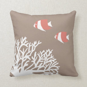Coral White en Ivory Beige Tropical Angelfish Kussen