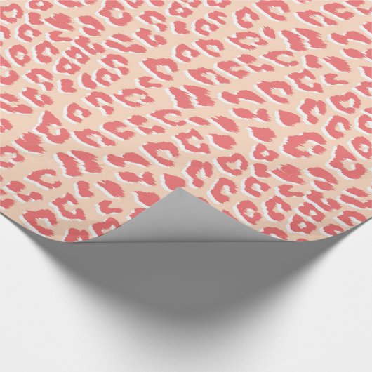 Coral White Leopard Print Cadeaupapier (Hoek)