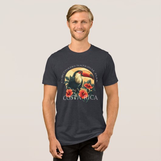 Corcovado Costa Rica Toucan Tri-Blend Shirt (Voorkant volledig)