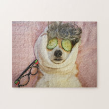 Corgi bij de puzzel van Spa