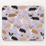Corgi Dog Paws en Botten Muismat<br><div class="desc">Cute Corgi-honden met flauwte,  rode en tri-kleuring met pootafdrukken en botten van honden.</div>