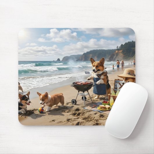 Corgi-familie op het strand muismat (Met muis)