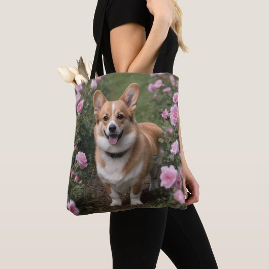 Corgi in de roze rozen, tote bag (Dichtbij)