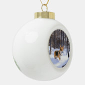 Corgi liet het sneeuwen Kerstmis Keramische Bal Ornament (Links)