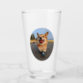 Corgi met schoenen glas (Voorkant)