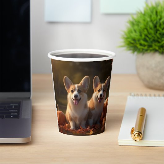 Corgi Puppy Herfst Delight Pompoen Papieren Bekers (Insitu)