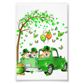 Corgi St Patricks Day Green Truck onder de boom Foto Afdruk