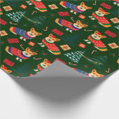 Corgi's vieren kerst - groen patroon cadeaupapier (Hoek)