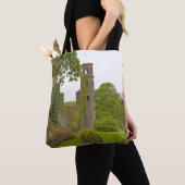 Cork, Ierland. Het beruchte Blarney Castle 2 Tote Bag (Dichtbij)
