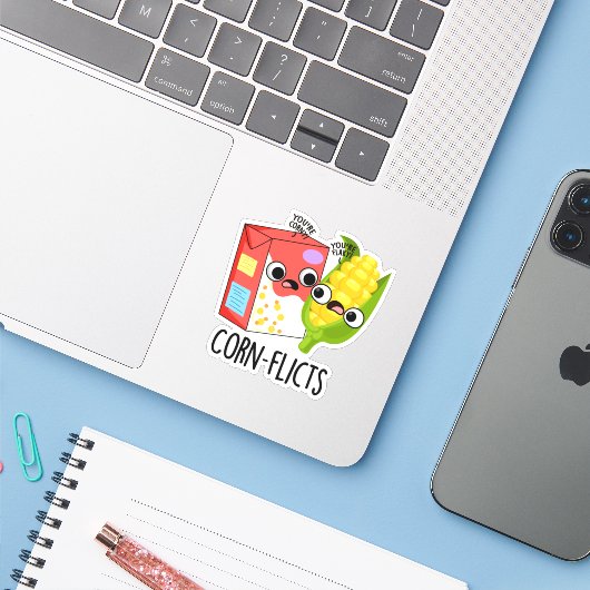 Corn-flicts Funny Cornflake Corn Pun Sticker (Laptop met iPhone)