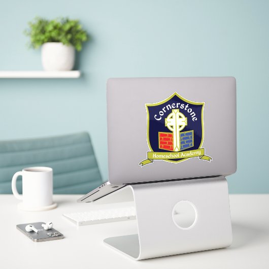 Cornerstone Homeschool Academy  Sticker (Laptop op bureau)