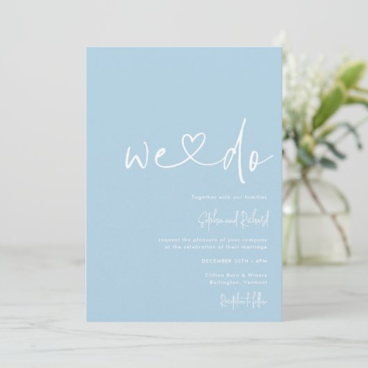 Cornflower Blue Minimalist Script Modern Wedding Kaart (Staand voorkant)