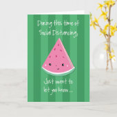 Coronavirus denking van je één in een meloen kaart (Gele Bloem)