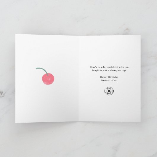 Corporate Schattigee Cherry Cake Slice Happy Birth Kaart (Binnen)