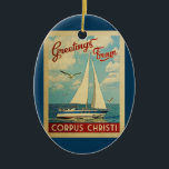 Corpus Christi Sailboat Vintage Travel Texas Keramisch Ornament<br><div class="desc">Deze groeten van Corpus Christi Texas,  een stinkend,  stoute boot die op het water zeilt met zeemijlen en een blauwe hemel gevuld met prachtige witte wolken.</div>