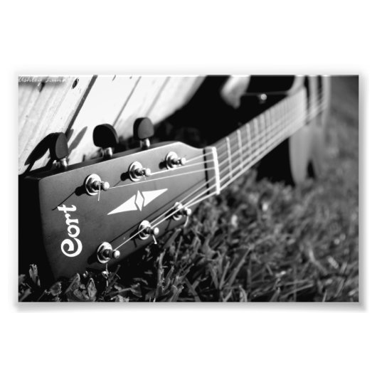 Cort Guitar Black en White Foto Afdruk (Voorkant)