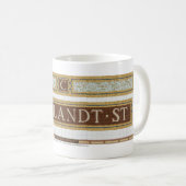 Cortlandt St subway mosaic Koffiemok (Voorkant rechts)